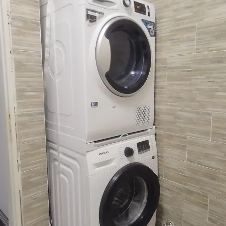 Apartment Mini Close To Everything Will Need